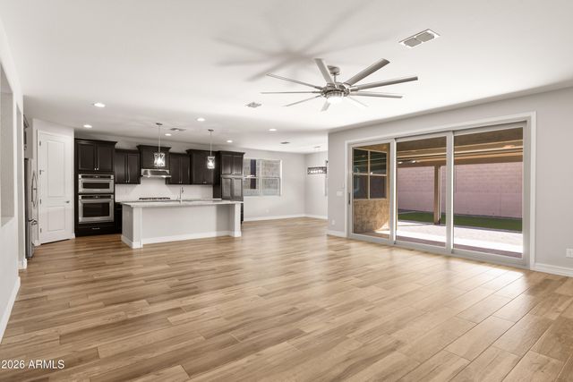 3019 W TUMBLEWEED Drive, Phoenix, AZ 85085