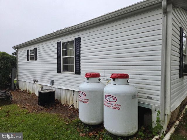 8 EAST CIRCLE DR, Port Deposit, MD 21904