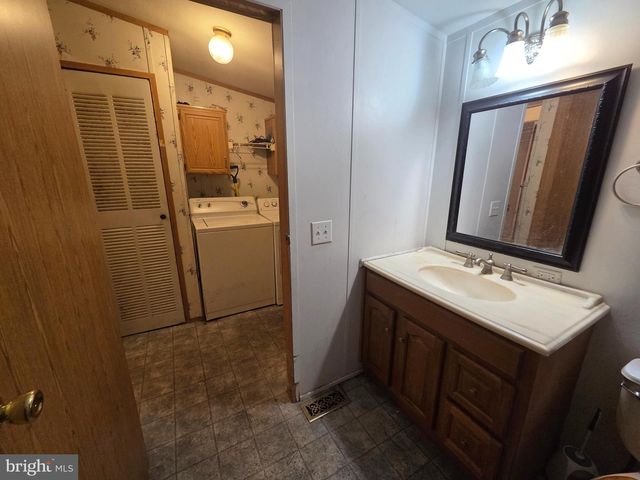 8 EAST CIRCLE DR, Port Deposit, MD 21904