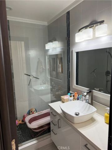 8126 Matilija, Panorama City, CA 91402