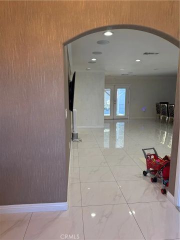 8126 Matilija, Panorama City, CA 91402