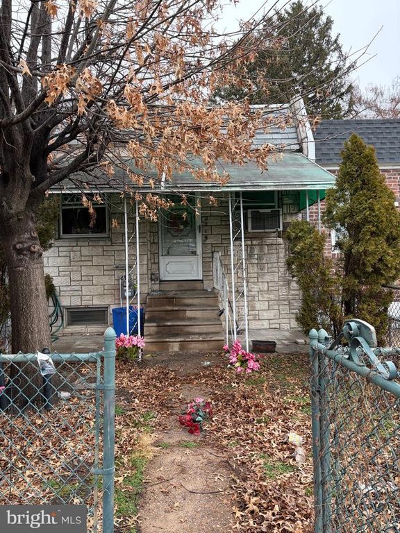 2019 ROSALIE ST, Philadelphia, PA 19135