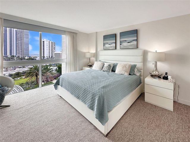 250 Sunny Isles Blvd 3-1001, Sunny Isles Beach, FL 33160