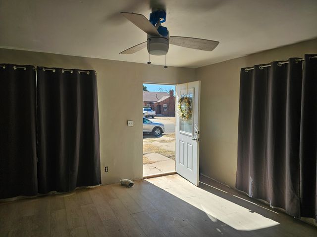 1512 18th Street, Lubbock, TX 79401