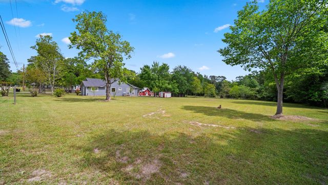 11400 Highcrest Drive, Conroe, TX 77303