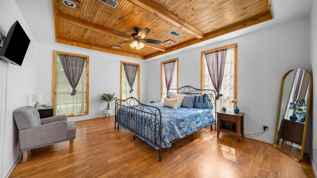 11400 Highcrest Drive, Conroe, TX 77303