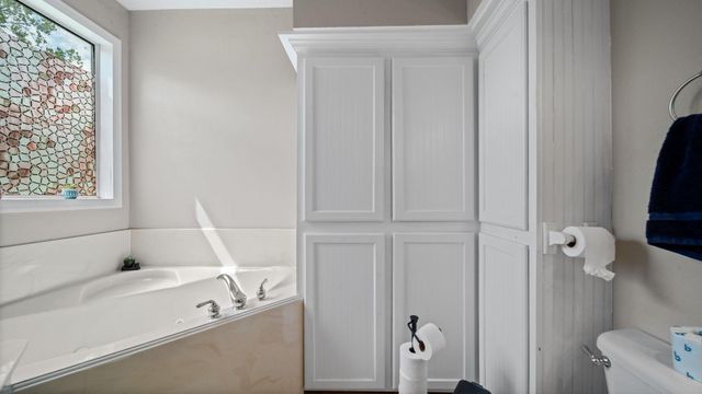 11400 Highcrest Drive, Conroe, TX 77303