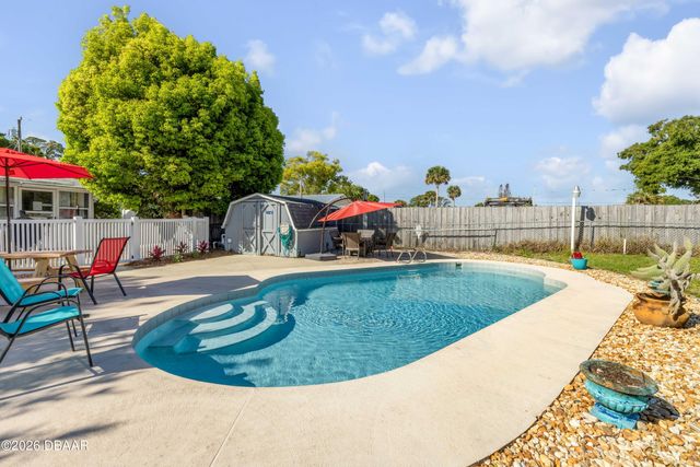 113 Hotel Avenue, Edgewater, FL 32132