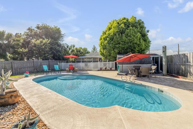 113 Hotel Avenue, Edgewater, FL 32132