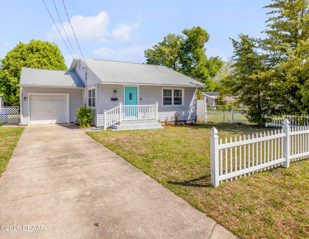 113 Hotel Avenue, Edgewater, FL 32132