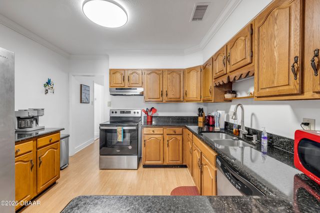 113 Hotel Avenue, Edgewater, FL 32132