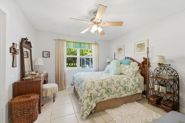 1100 Fleetwood Lane, Fort Pierce, FL 34982