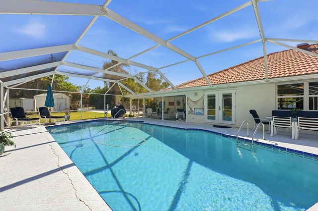 1100 Fleetwood Lane, Fort Pierce, FL 34982