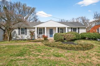 340 Binkley Dr, Nashville, TN 37211