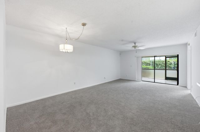 9633 Riverside Drive E3, Coral Springs, FL 33071