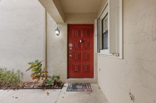 9633 Riverside Drive E3, Coral Springs, FL 33071