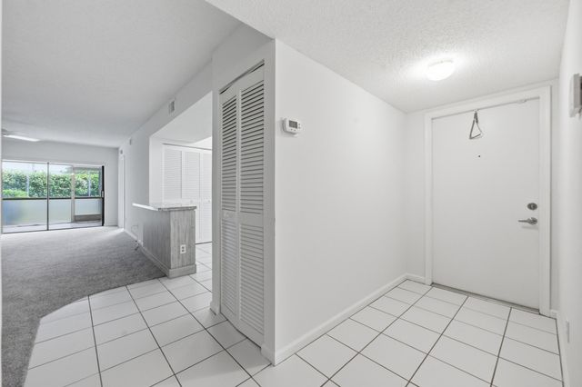 9633 Riverside Drive E3, Coral Springs, FL 33071