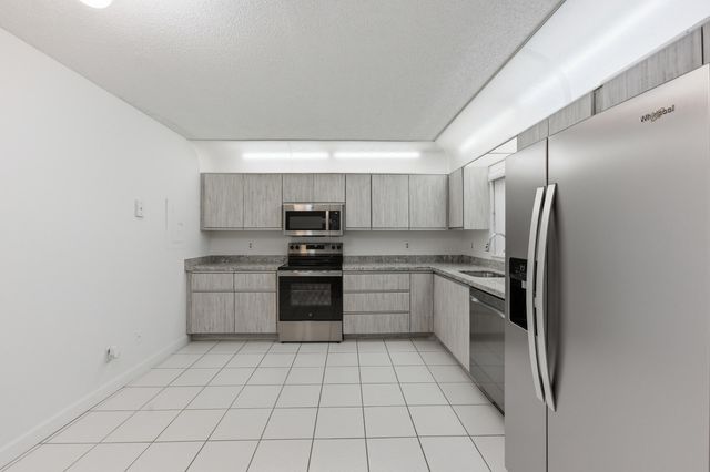 9633 Riverside Drive E3, Coral Springs, FL 33071