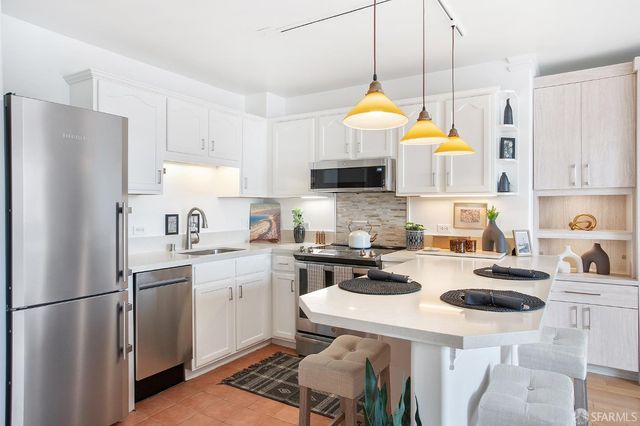 1001 Pine Street 1211, San Francisco, CA 94109