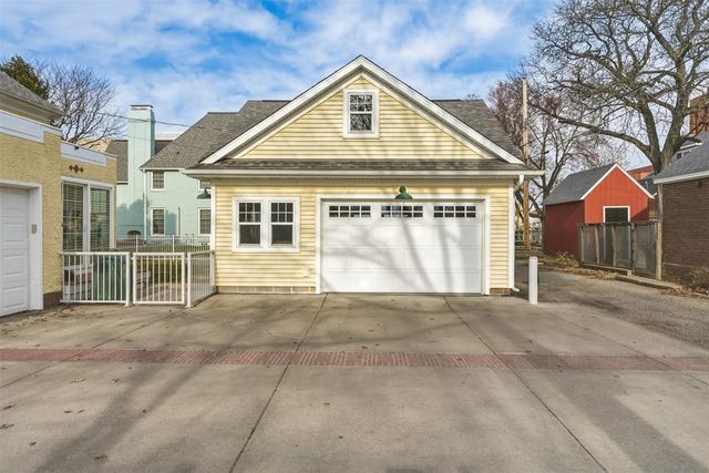 212 Mckinley Avenue, Eau Claire, WI 54701