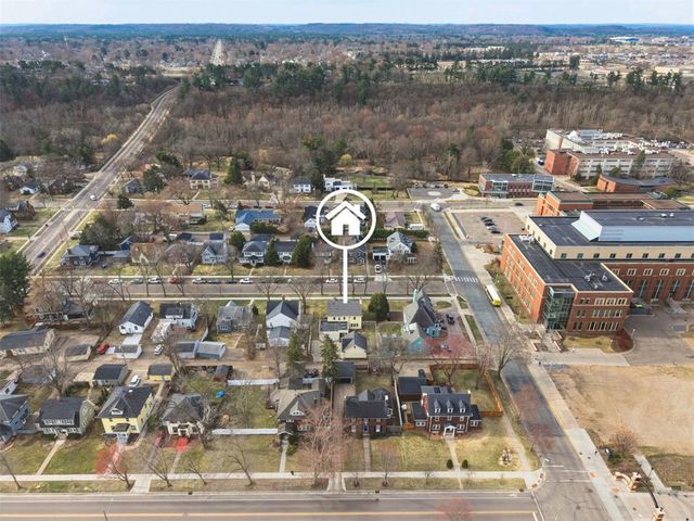 212 Mckinley Avenue, Eau Claire, WI 54701