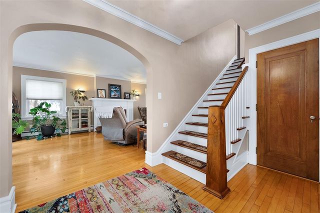 212 Mckinley Avenue, Eau Claire, WI 54701
