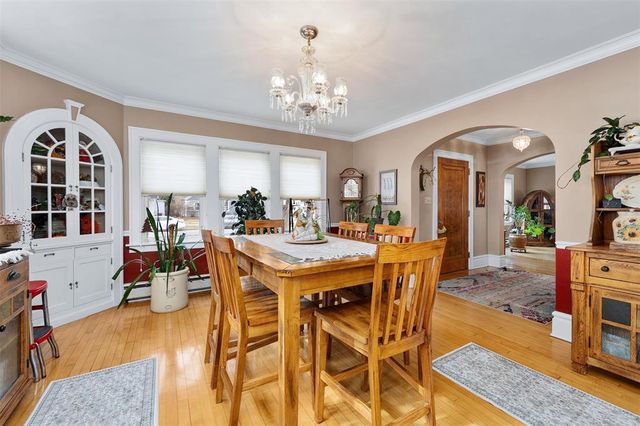 212 Mckinley Avenue, Eau Claire, WI 54701