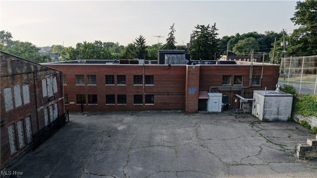 295 Wetmore Avenue SE A, Massillon, OH 44646