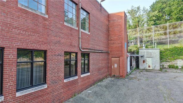 295 Wetmore Avenue SE A, Massillon, OH 44646