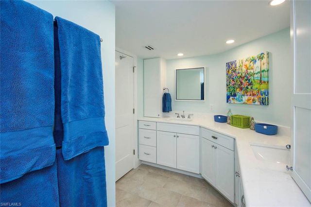 1785 Middle Gulf DR # A103, Sanibel, FL 33957