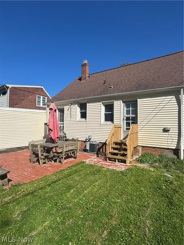 1682 Longwood Drive, Mayfield Heights, OH 44124