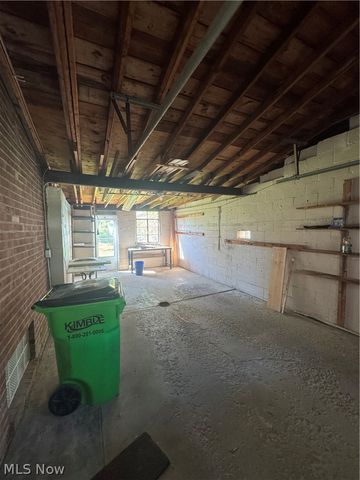 1682 Longwood Drive, Mayfield Heights, OH 44124