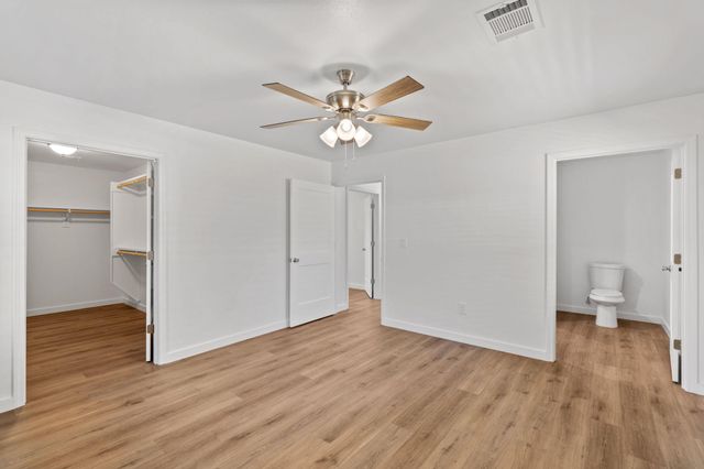 1653 Navajo TRL, Kingsland, TX 78639