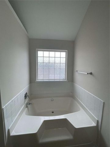4205 Pointe Vecchio Circle, Cumming, GA 30040