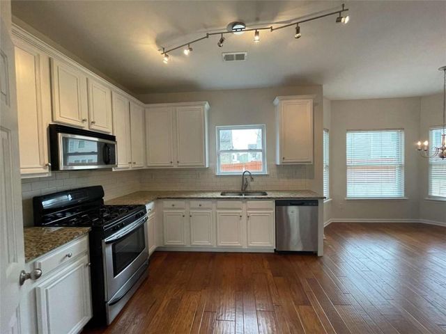 4205 Pointe Vecchio Circle, Cumming, GA 30040