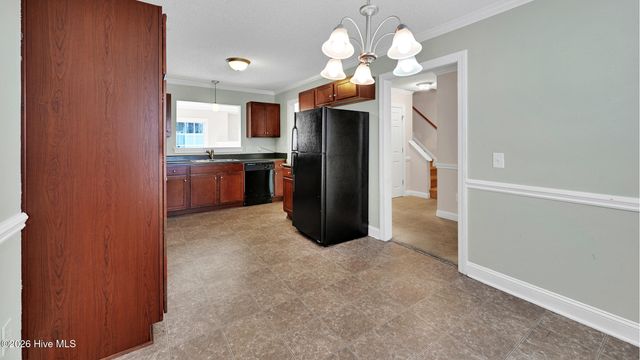 4222 Dudleys Grant Drive E, Winterville, NC 28590