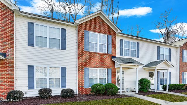4222 Dudleys Grant Drive E, Winterville, NC 28590