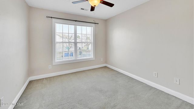 4222 Dudleys Grant Drive E, Winterville, NC 28590