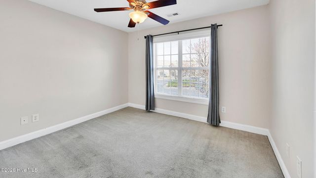 4222 Dudleys Grant Drive E, Winterville, NC 28590