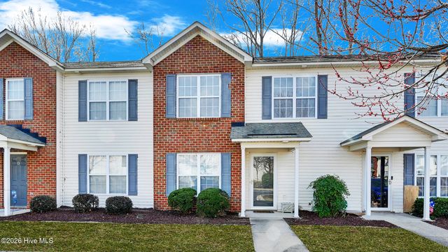 4222 Dudleys Grant Drive E, Winterville, NC 28590