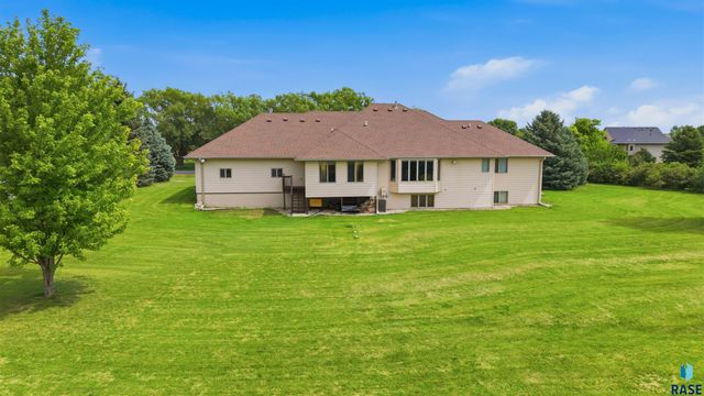 27229 Lovely Pl Place, Tea, SD 57064