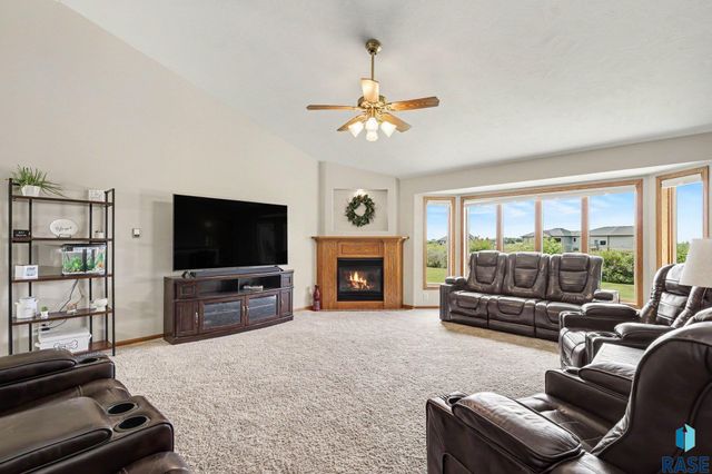 27229 Lovely Pl Place, Tea, SD 57064