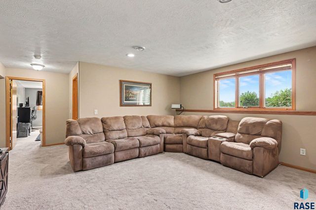 27229 Lovely Pl Place, Tea, SD 57064
