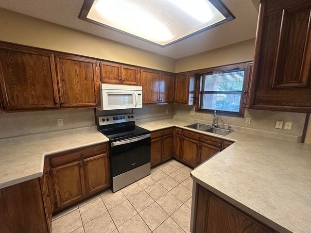 3426 Cedarhill Drive, San Angelo, TX 76904