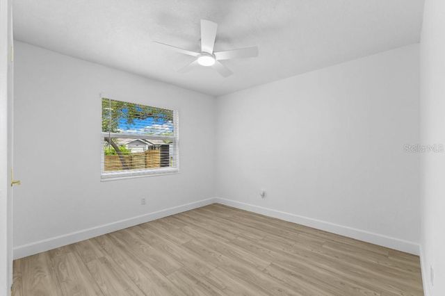 5690 25TH STREET CIRCLE E, Bradenton, FL 34203