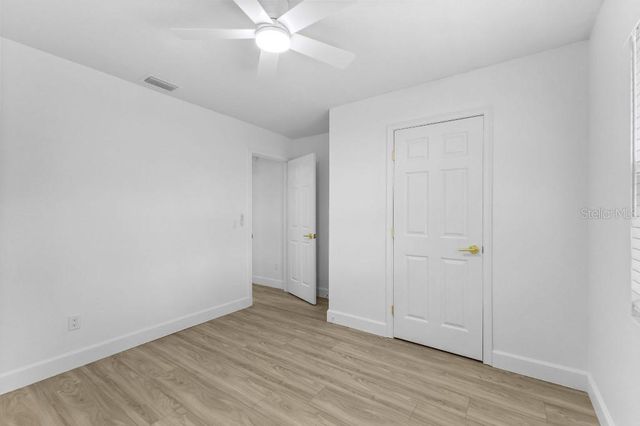 5690 25TH STREET CIRCLE E, Bradenton, FL 34203