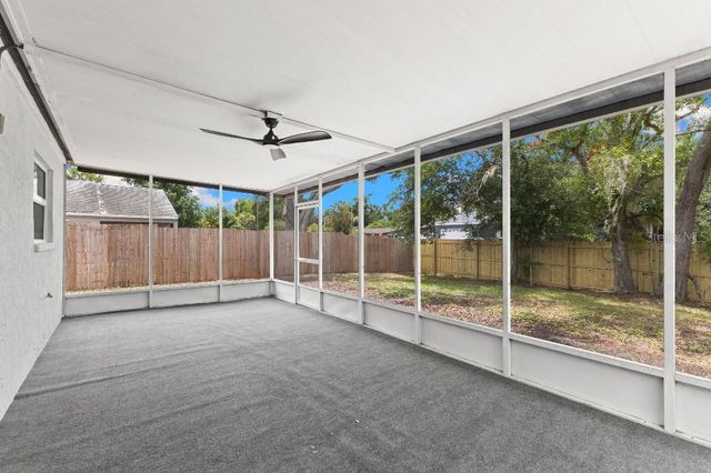 5690 25TH STREET CIRCLE E, Bradenton, FL 34203