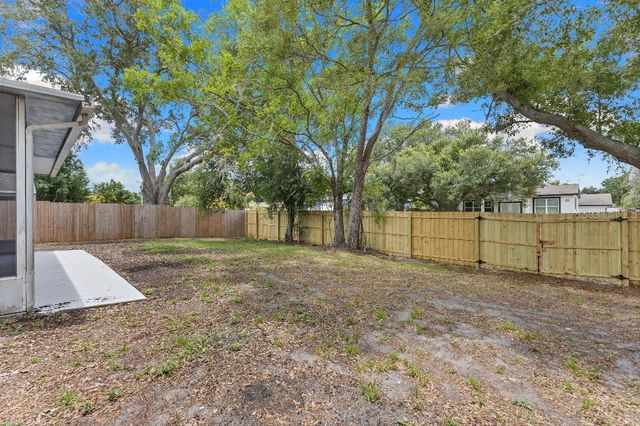 5690 25TH STREET CIRCLE E, Bradenton, FL 34203