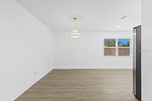 5690 25TH STREET CIRCLE E, Bradenton, FL 34203