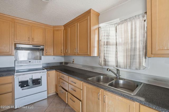 4505 Heron Street, Gulfport, MS 39501